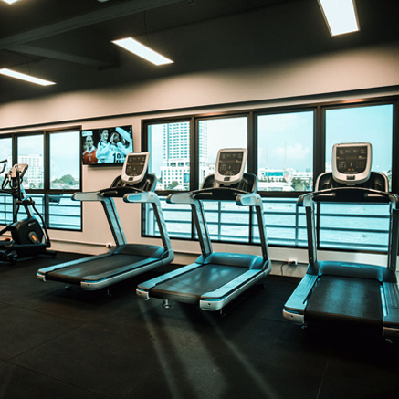 Fitness & Outdoor Swimming Pool